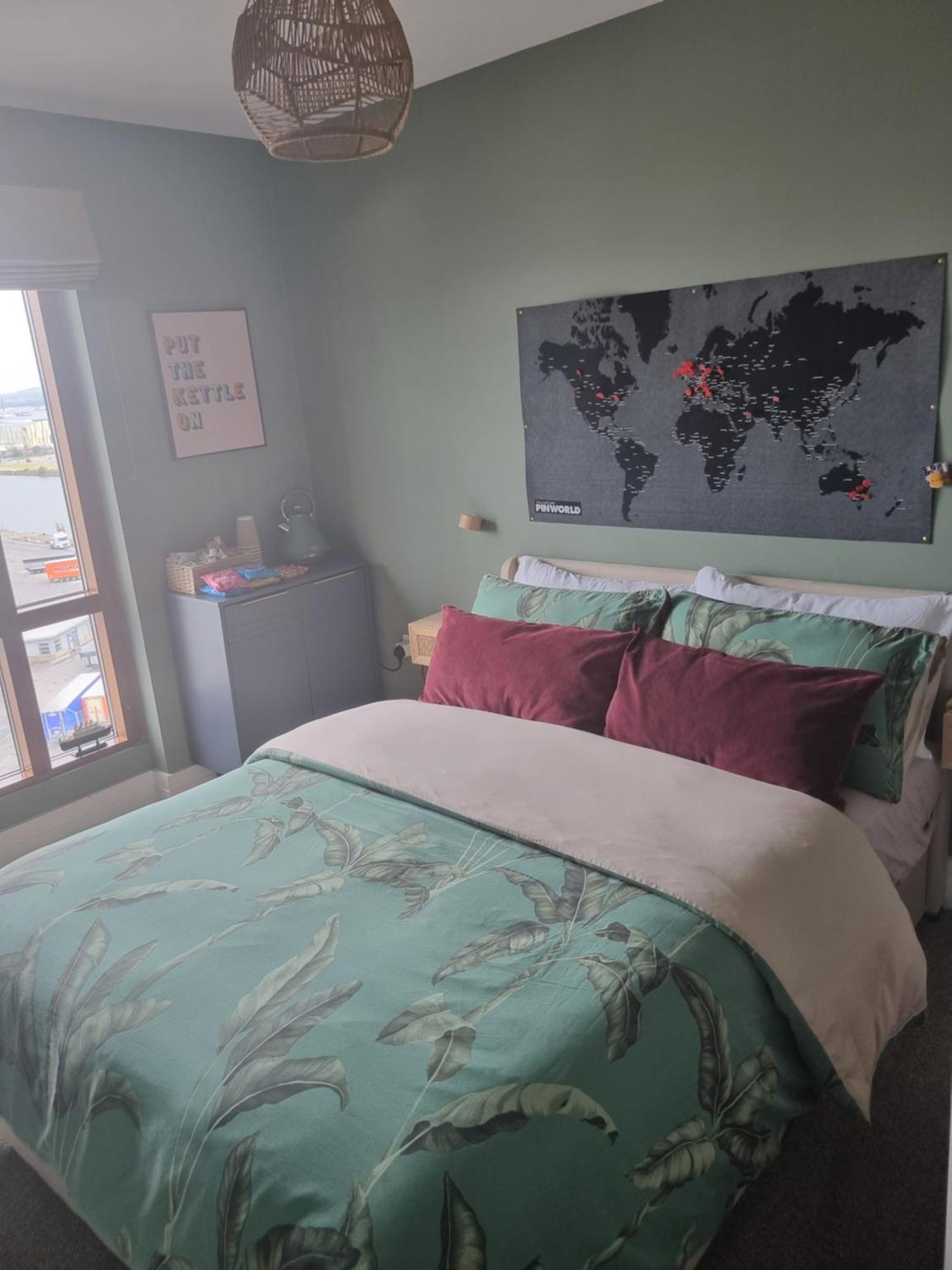 Sailortown Stays - 4 Star Luxury Apartment Belfast Quarto foto
